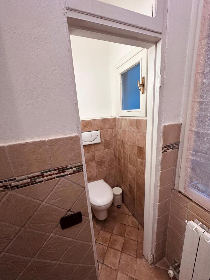 La Casa Del Corso Appartement Arona Buitenkant foto